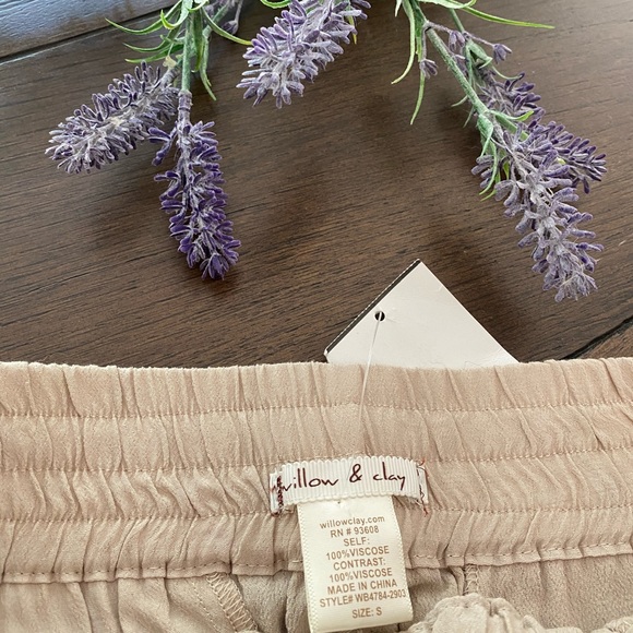 NWT- Willow & Clay Jogger Pants - Size Small - Picture 2 of 3